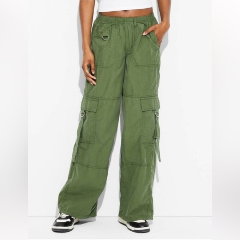 Olive Green Women’s Cargo Pants